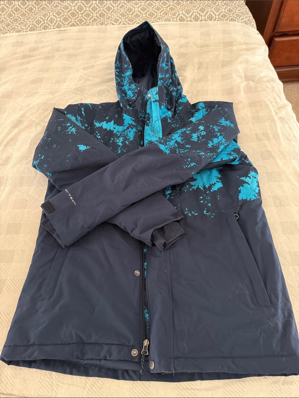 Men's Columbia Navy Hooded Ski Jacket